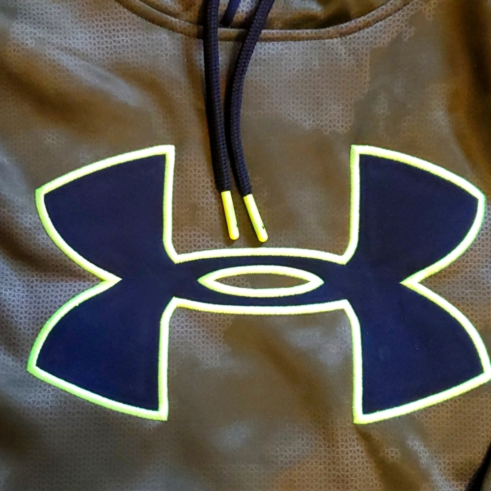 UA Men's Hoodie